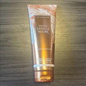 Bath & Body Works Warm Vanilla Sugar Body Cream Retired packaging